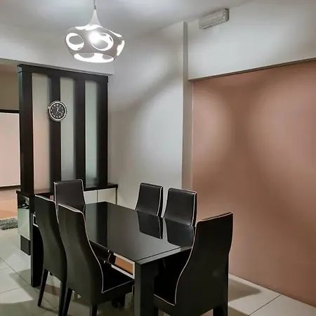 K. Riverfront Apartment Ipoh Exterior photo