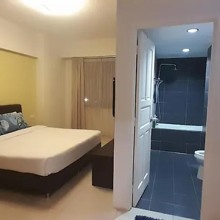 K. Riverfront Apartment Ipoh Exterior photo