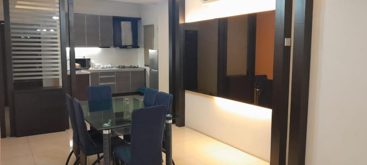 Apartment K. Riverfront *