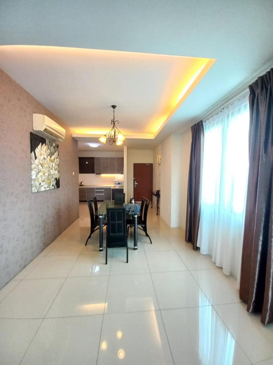 Apartment K. Riverfront *